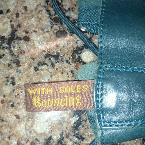 Dr Martens knee high boots W6 - Picture 6 of 6